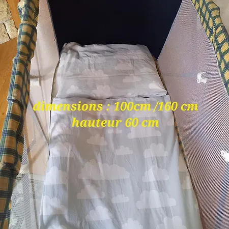 Au Pied De La Tour 度假居 Martigny